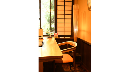 【岐阜】ニド フロアースタンド