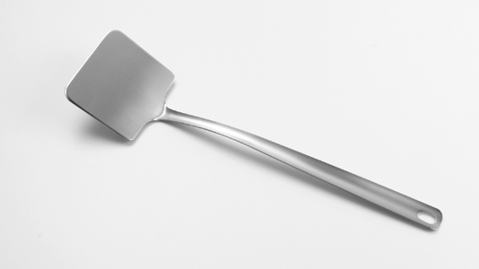 すくいやすく返しやすいターナー