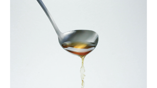 すくいやすく注ぎやすいレードル