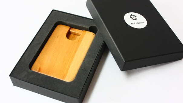 【岐阜】木の名刺入れ(plain)